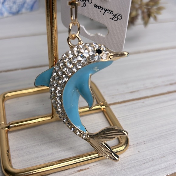Dolphin Keychain or Bag Charm with Rhinestones - Picture 3 of 4